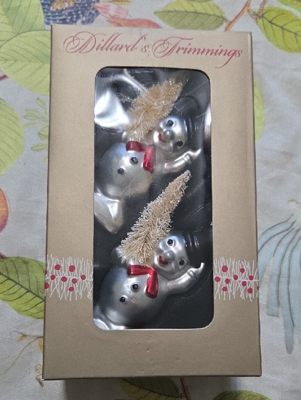 Vintage Dillards Trimmings Ornaments  Silver Snowman with Sisal Tree NIB